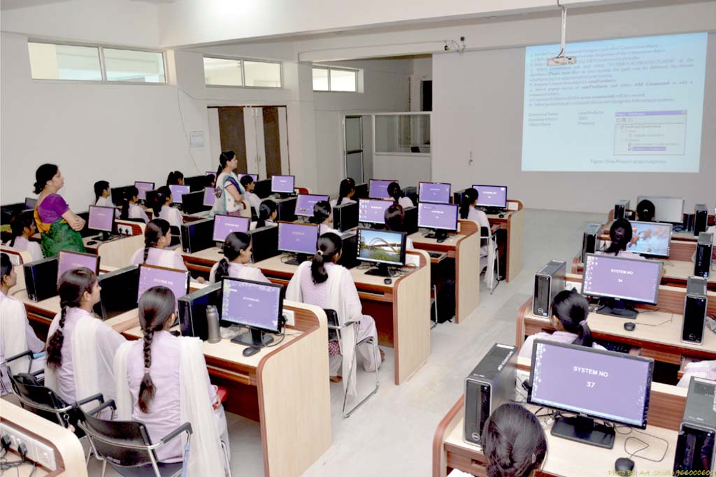 Computer Center — Photo 2